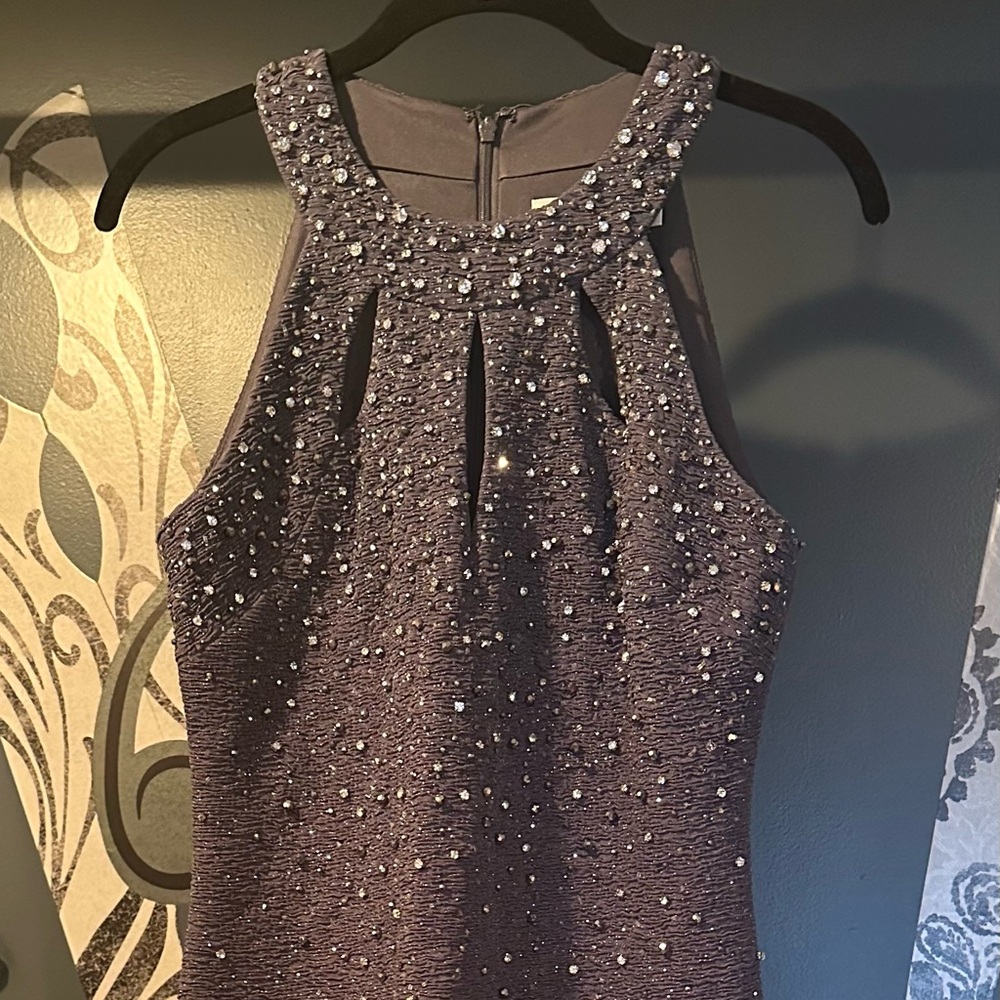 Elegant Gray Sleeveless Dress